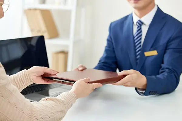 塔吉克斯坦到丹麦旅游